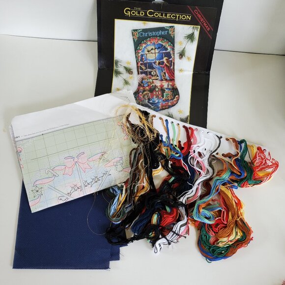 DIMENSIONS GOLD COLLECTION Cross Stitch Stocking Kit Must Be St Nick STARTED - Picture 3 of 8